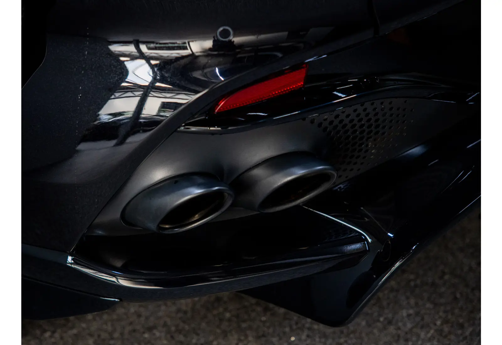 Aston Martin Dbx 4.0 V8 707 - 117569