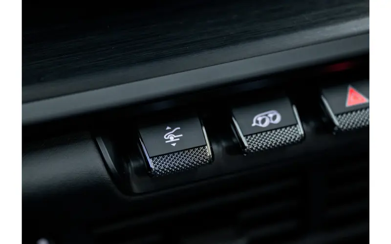 Porsche 911 Cabrio 3.6 T-Hybrid Carrera GTS - 125740