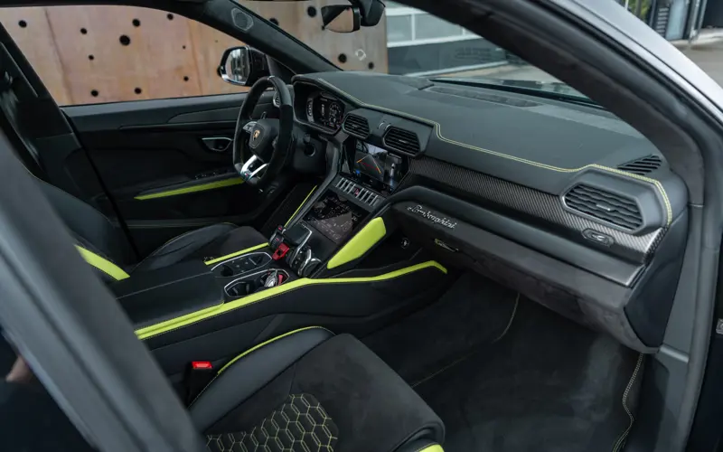 Lamborghini Urus 4.0 V8 Graphite Capsule - 134501