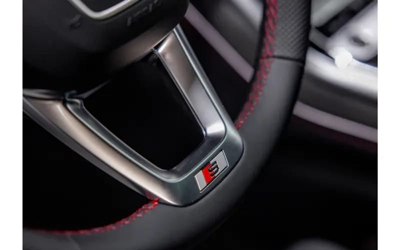 Audi Q8 60 TFSIe Competition ABT - 120812