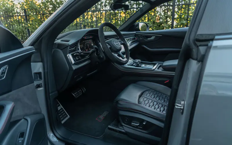 Audi Q8 4.0 TFSI RS Q8 quattro - 122787