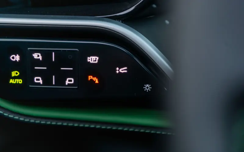 Ferrari 296 GTS 3.0 V6 N-LARGO - 132577