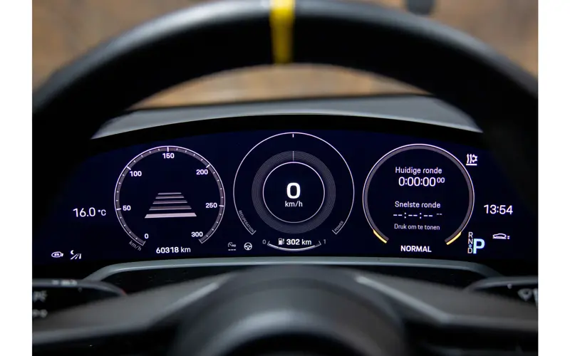 Porsche Taycan Turbo S 93 kWh - 121700