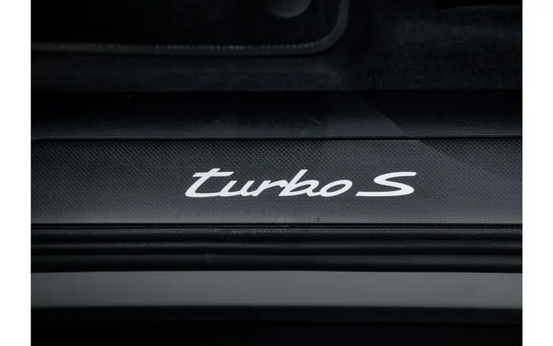 Porsche Panamera 4.0 Turbo S E-Hybrid - 130904