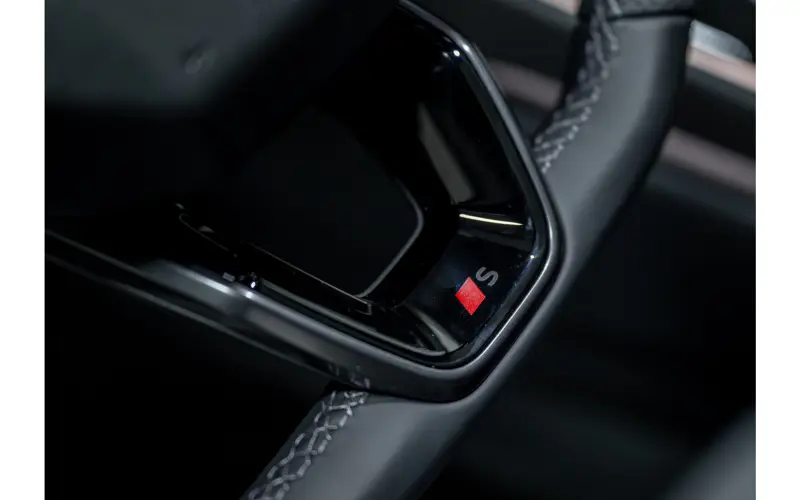 Audi A6 Avant 2.0 e-hybrid quattro S edition Competition - 131480