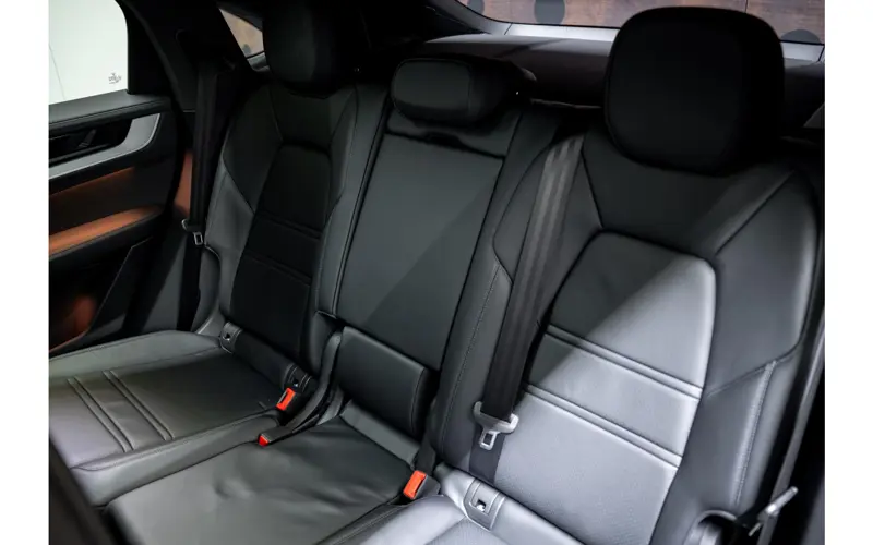 Porsche Cayenne Coupé 3.0 E-Hybrid - 145704