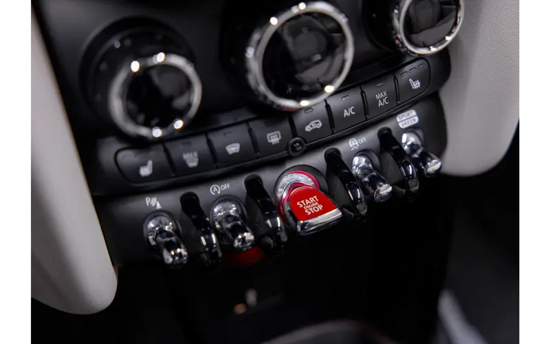 MINI Cabrio 2.0 John Cooper Works Chili - 123268