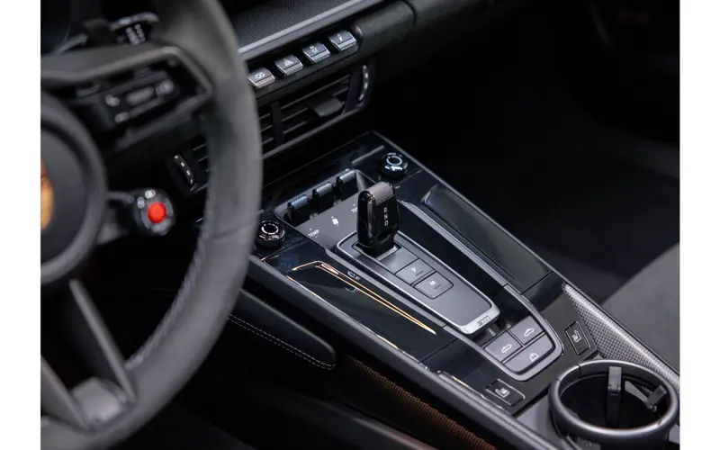 Porsche 911 Cabrio 3.6 T-Hybrid Carrera 4 GTS - 121043