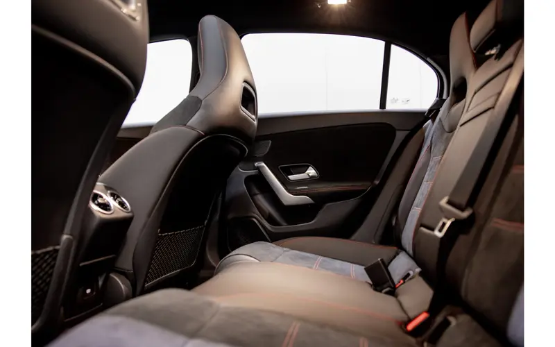 Mercedes-Benz A-Klasse 250 e AMG Line - 120724