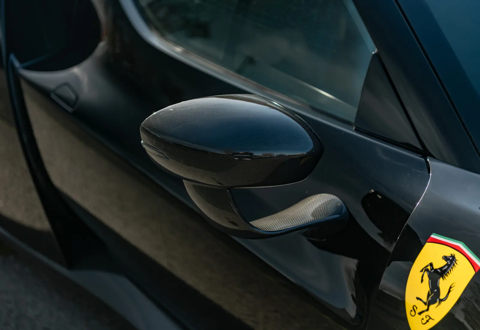 Ferrari 296 GTB 3.0 V6 N-LARGO - 132590