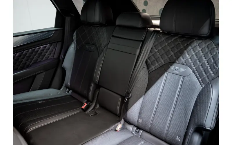 Bentley Bentayga 3.0 V6 Hybrid - 140752