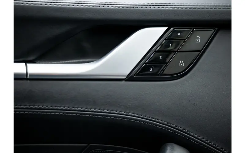 Porsche 911 Cabrio 3.0 Carrera 4S - 124760