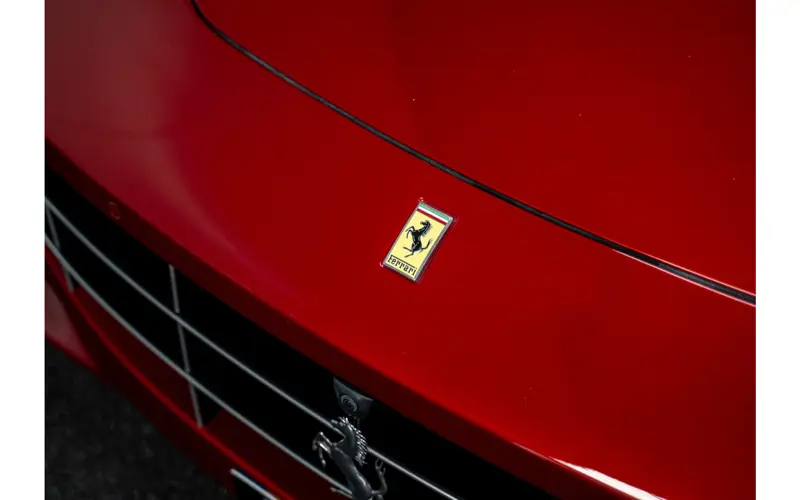 Ferrari FF 6.3 V12 - 62473