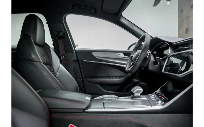 Audi A6 Avant RS 6 TFSI quattro - 170908
