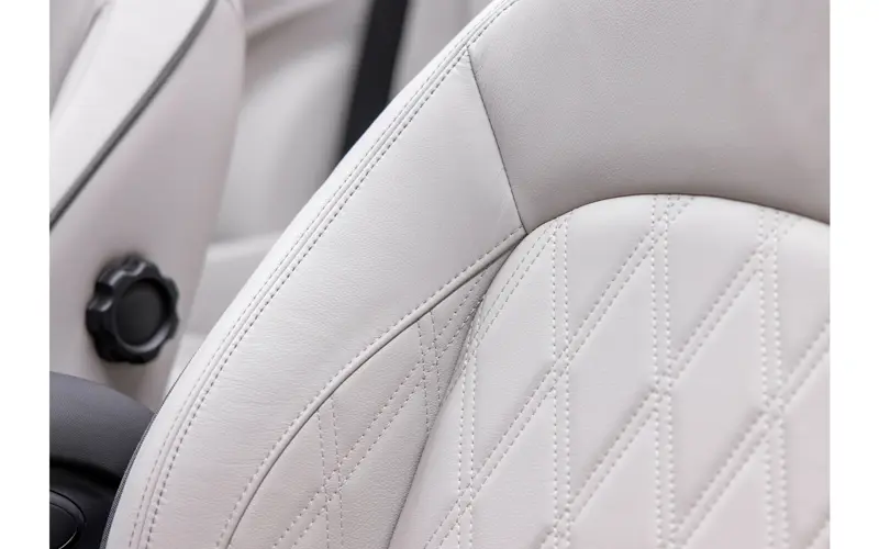 MINI Cabrio 2.0 John Cooper Works Chili - 123278