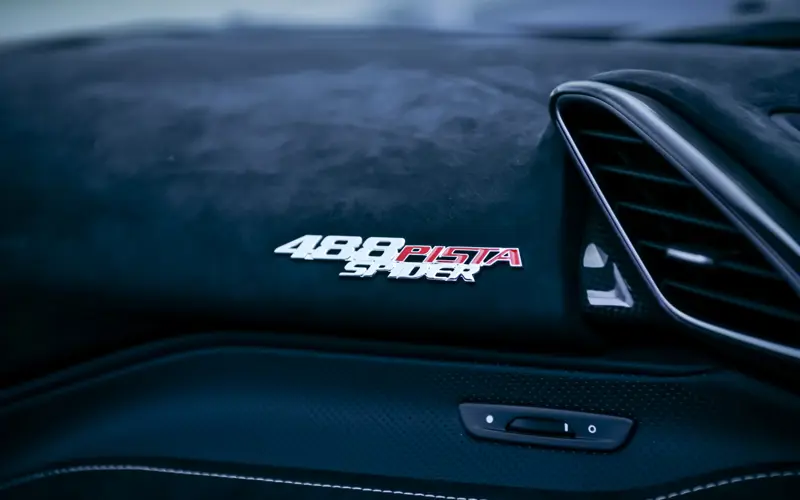Ferrari 488 3.9 Pista Spider HELE - 114252