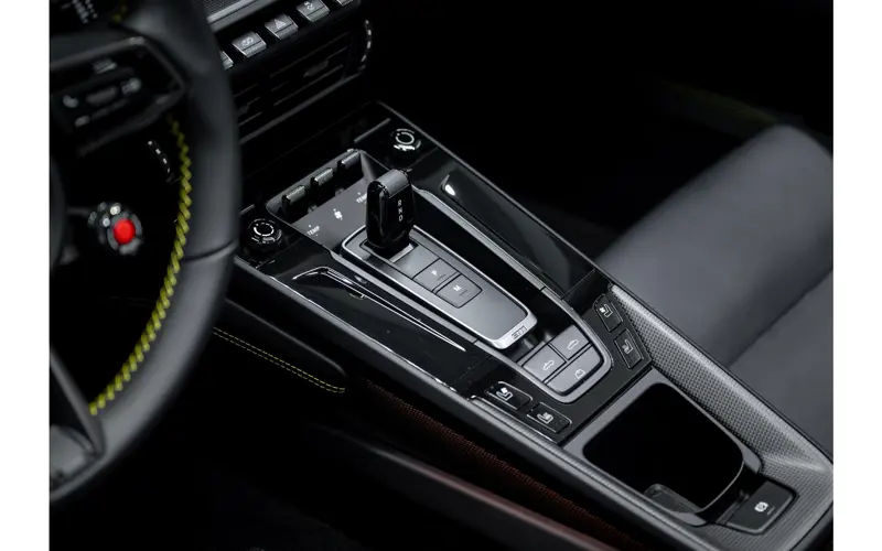 Porsche 911 Cabrio 3.6 T-Hybrid Carrera 4 GTS - 147161