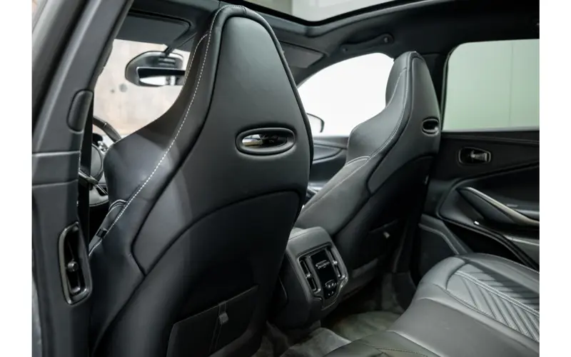 Aston Martin Dbx 4.0 V8 707 - 124707