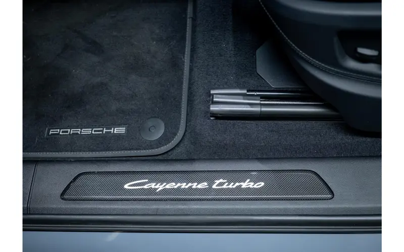 Porsche Cayenne Coupé 4.0 Turbo E-Hybrid GT - 153033