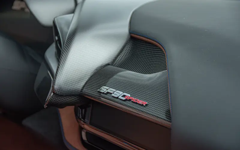 Ferrari SF90 Spider 4.0 V8 - 110817