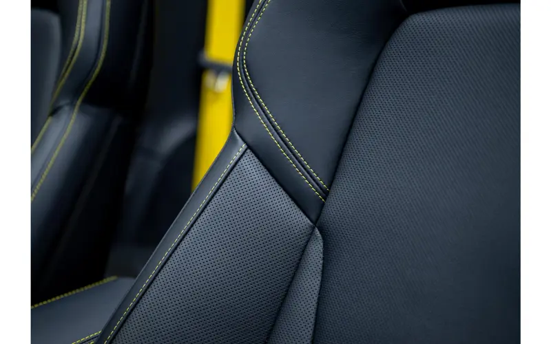 Porsche 911 Cabrio 3.6 T-Hybrid Carrera 4 GTS - 147159
