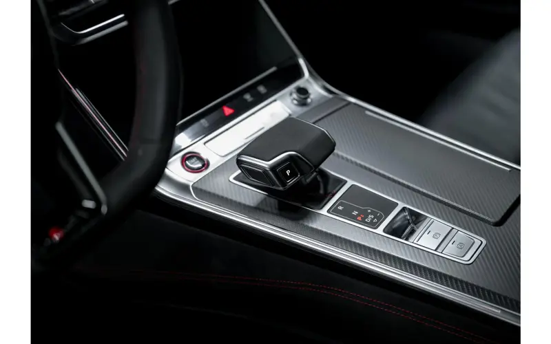 Audi A6 Avant RS 6 TFSI quattro - 170901