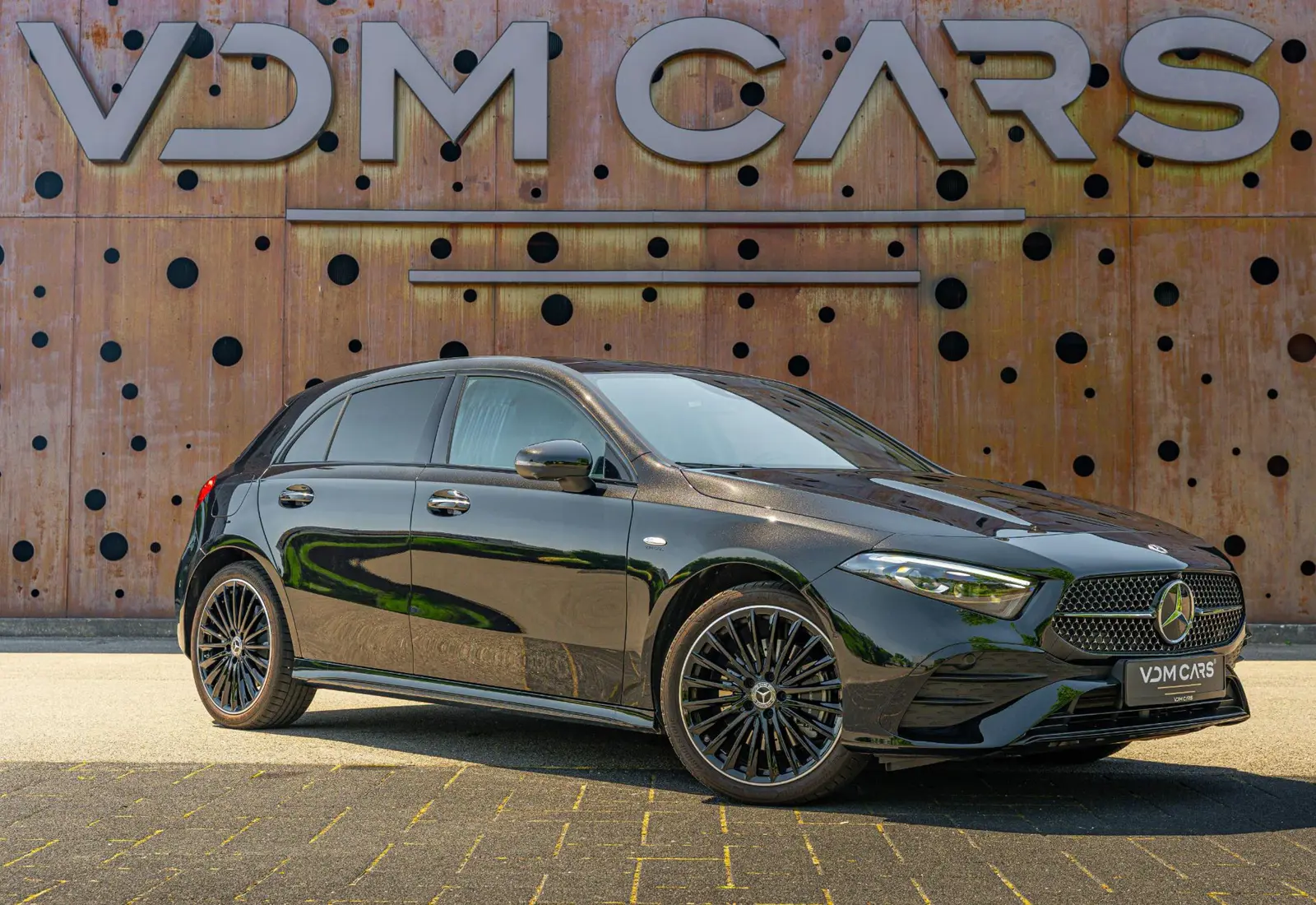 Mercedes-Benz A-Klasse 250 e Premium Plus - 148954