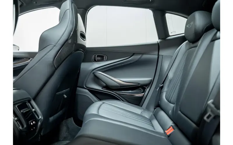 Aston Martin Dbx 4.0 V8 707 - 147301