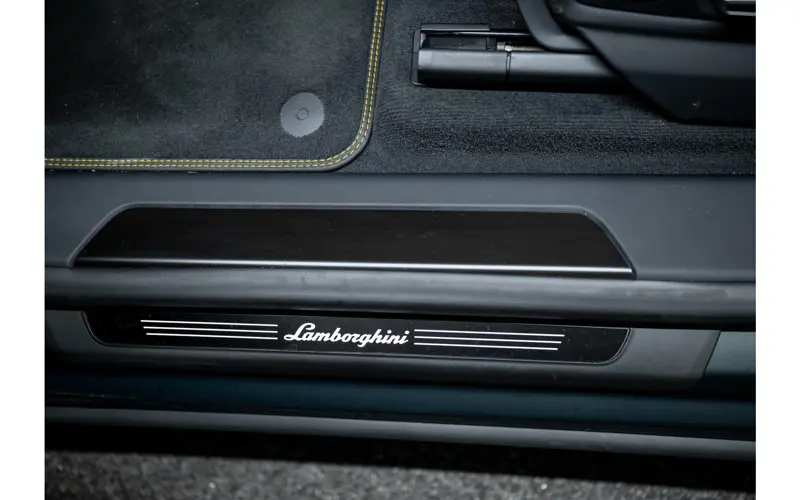 Lamborghini Urus 4.0 V8 Hybrid SE - 173739