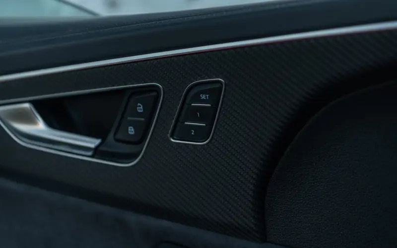 Audi Q8 4.0 TFSI RS Q8 quattro - 122790