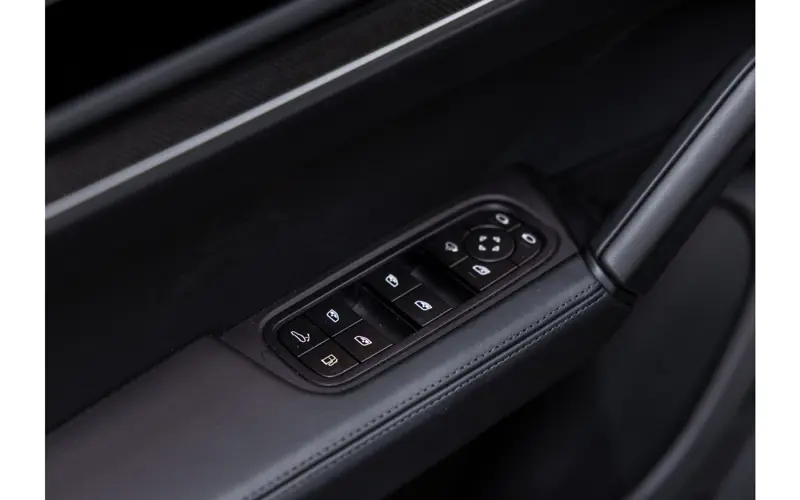 Porsche Cayenne Coupé 3.0 E-Hybrid - 109402