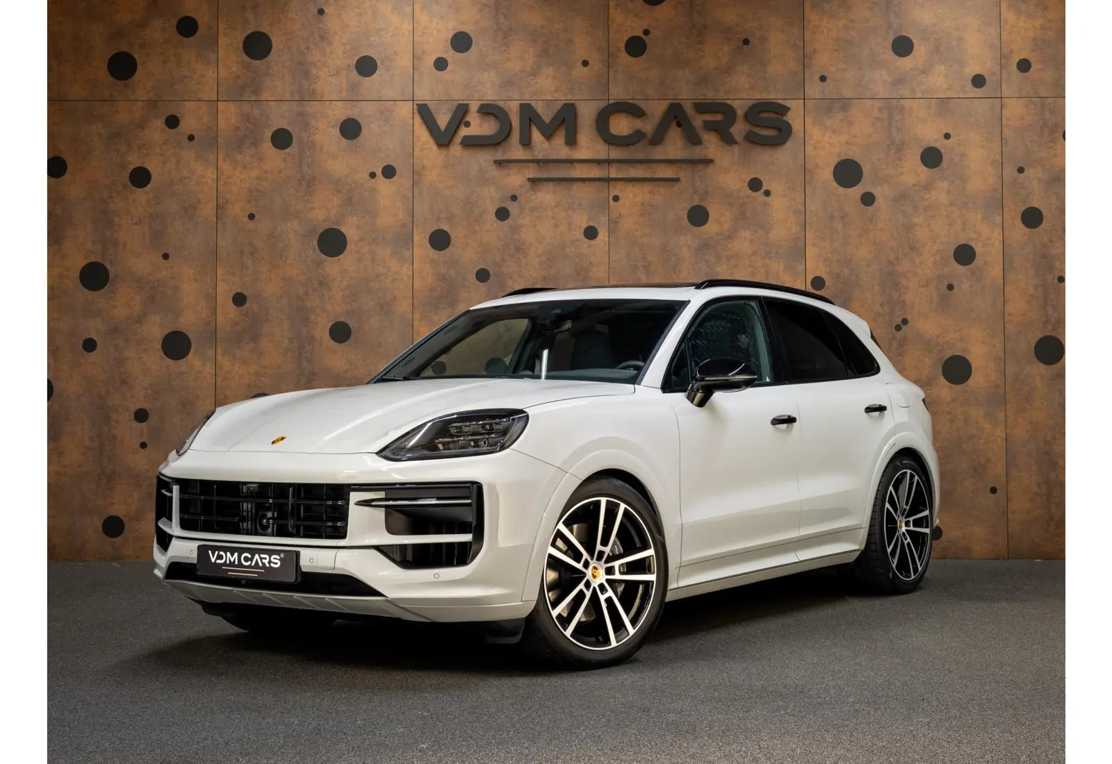 Porsche Cayenne 3.0 E-Hybrid - 140600