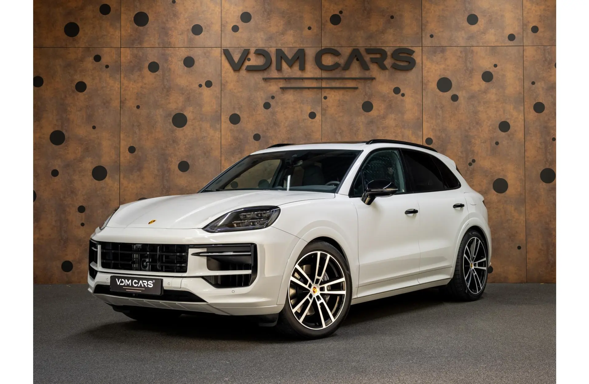 Porsche - Cayenne - 140600