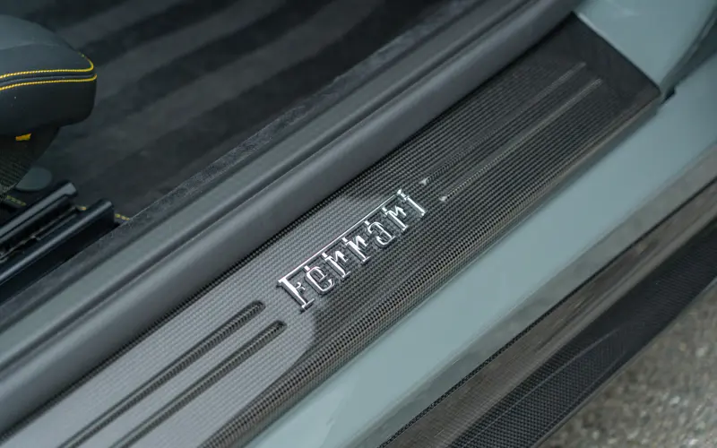 Ferrari 812 Competizione 6.5 V12 - 137730