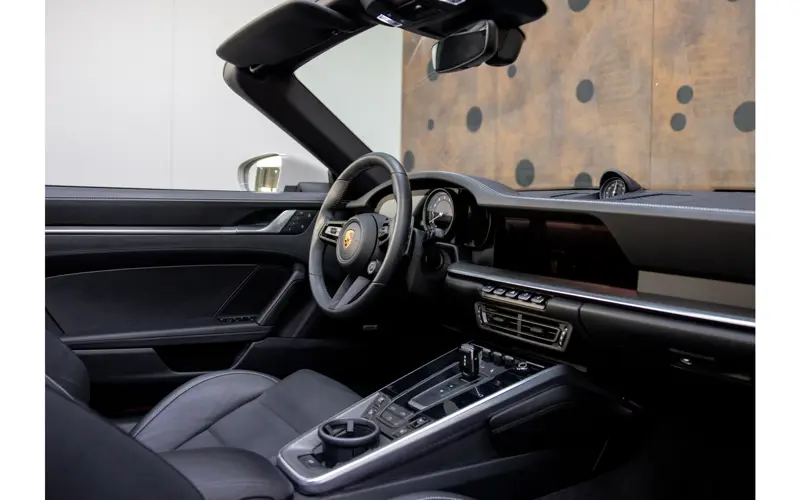 Porsche 911 Cabrio 3.0 Carrera 4S - 111422