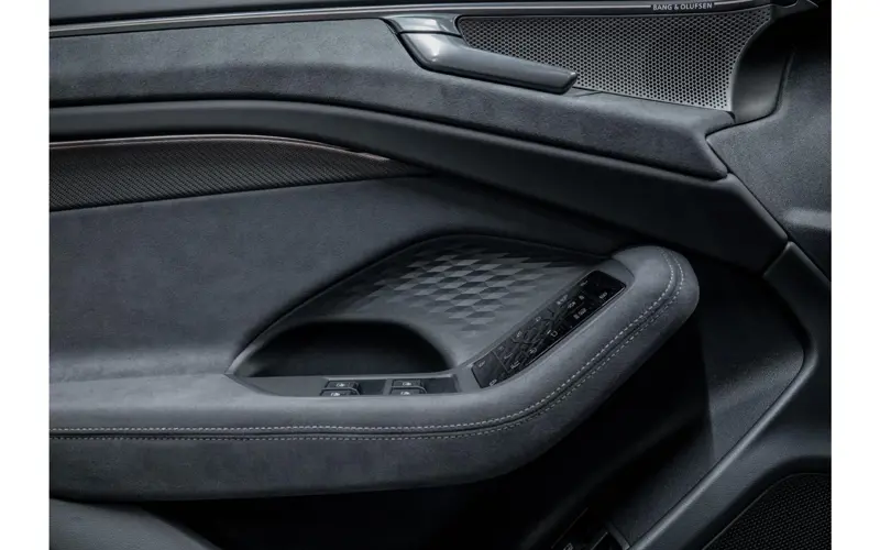 Audi A6 Avant Avant 2.0 e-hybrid quattro S edition Competition - 142999