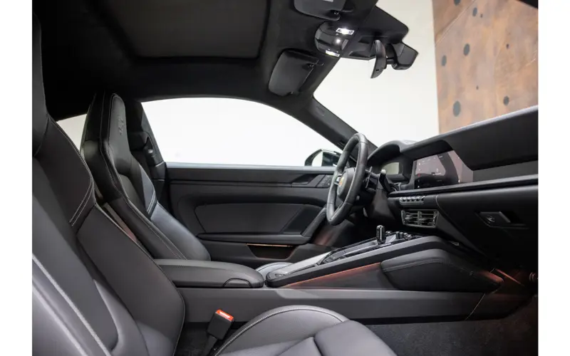Porsche 911 3.6 T-Hybrid Carrera 4 GTS - 111019