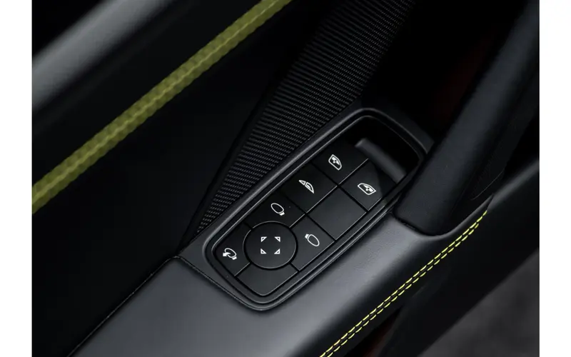 Porsche 911 Cabrio 3.6 T-Hybrid Carrera 4 GTS - 147168