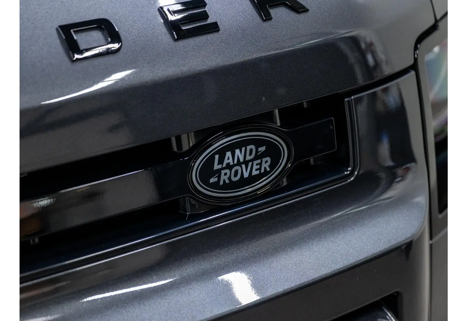 Land Rover Defender 110 2.0 P300e 110 X-Dynamic HSE - 169528