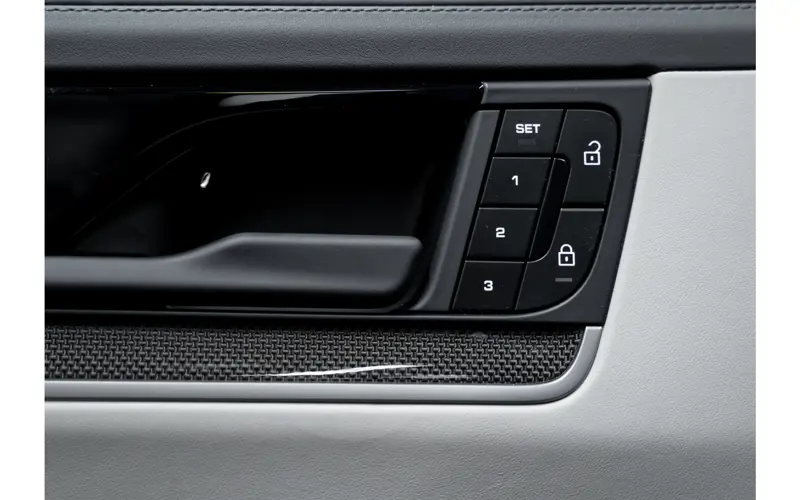 Porsche Cayenne Coupé 3.0 E-Hybrid - 137614