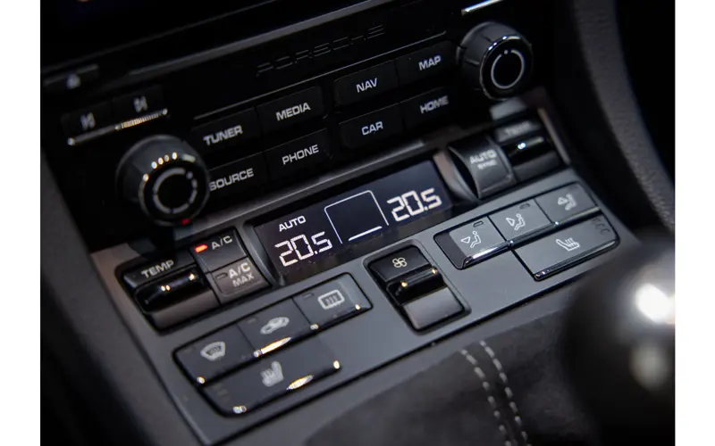 Porsche 911 4.0 GT3 - 116200