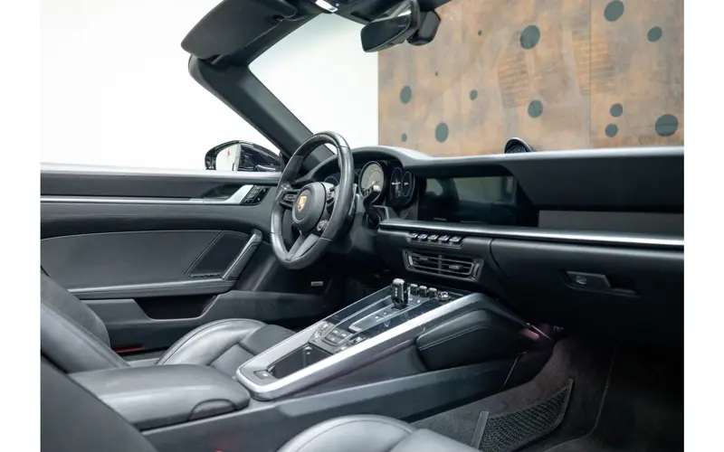 Porsche 911 Cabrio 3.0 Carrera 4S - 124738