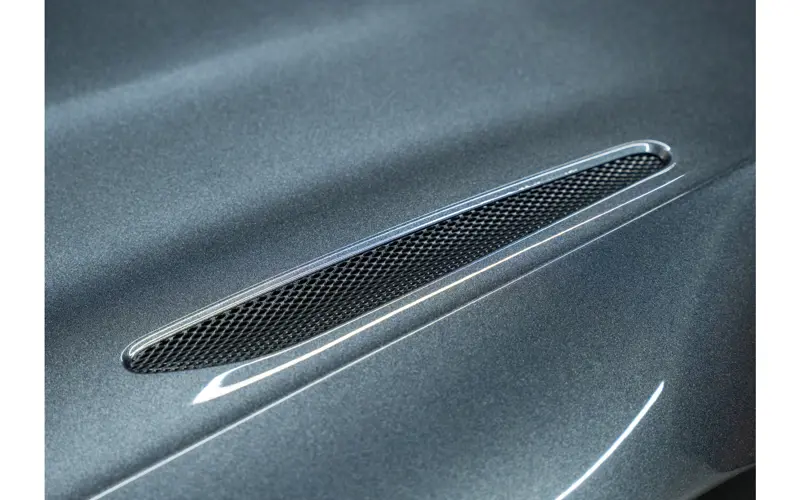 Aston Martin Vantage 4.0 V8 - 114511