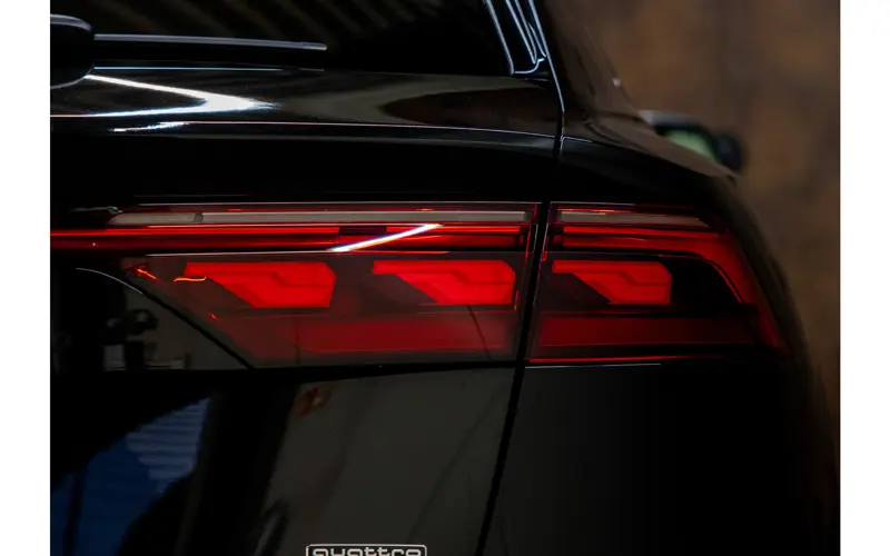 Audi Q8 60 TFSI e quattro Pro Line S Competition - 107436