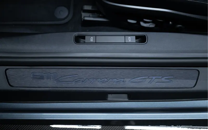 Porsche 911 Cabrio 3.6 T-Hybrid Carrera GTS - 125748