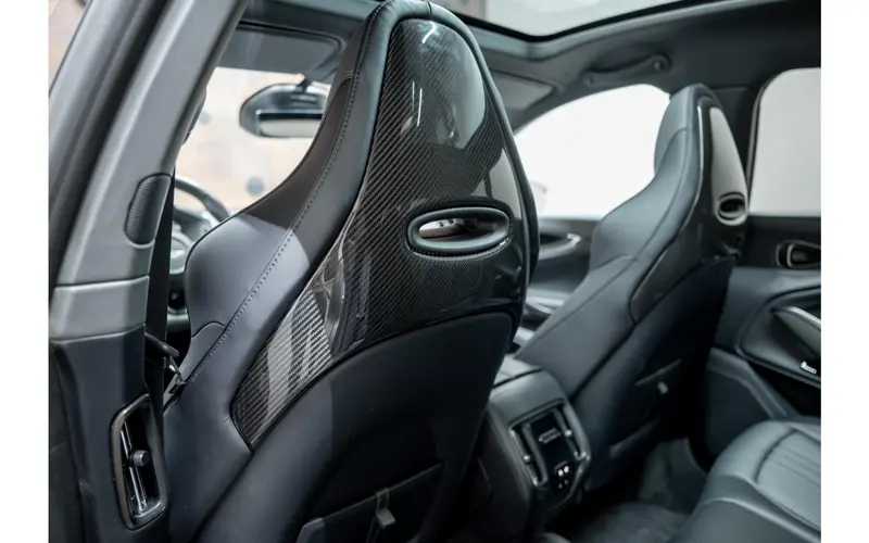 Aston Martin Dbx 4.0 V8 707 - 147300