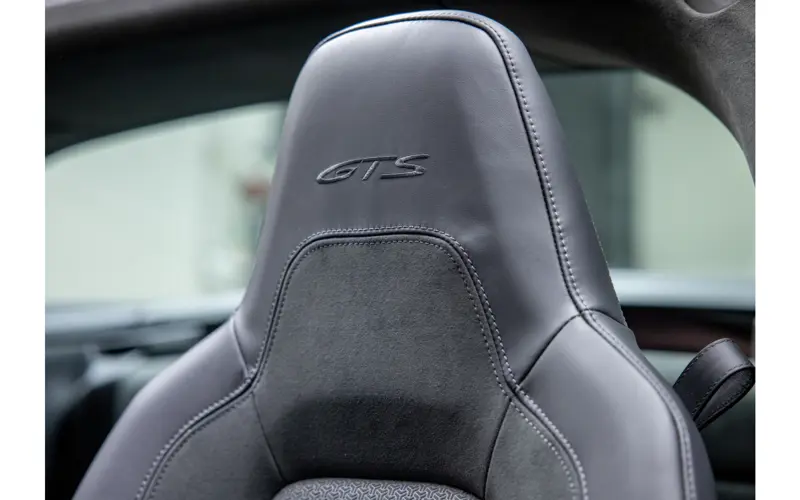 Porsche 911 3.6 T-Hybrid Targa 4 GTS - 121624