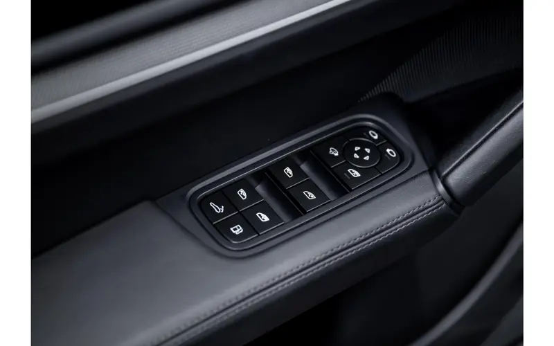 Porsche Cayenne 3.0 E-Hybrid - 145668