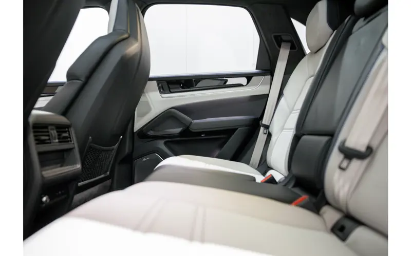 Porsche Cayenne 3.0 E-Hybrid - 120913