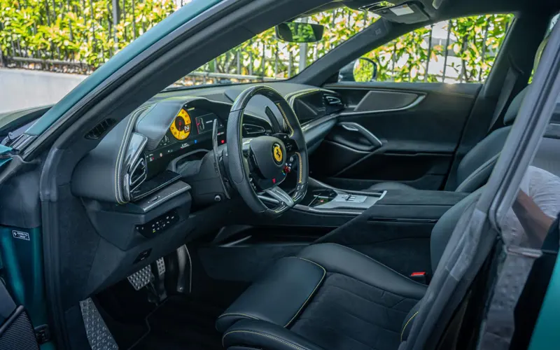 Ferrari Purosangue 6.5 V12 - 151580